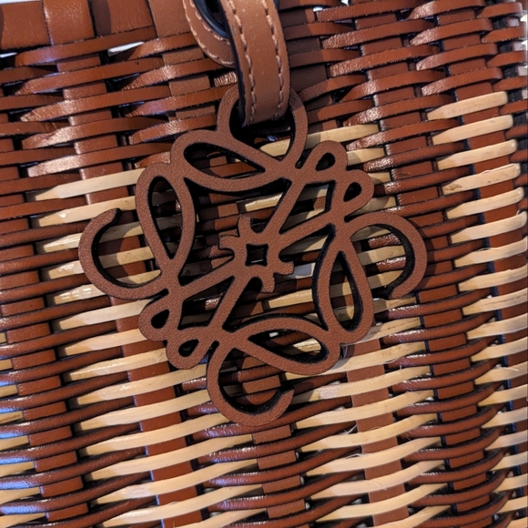 $2,200✨LOEWE 🌺 SS21 Woven Top Double Handle Raffia Basket Tote Bag - Picture 7 of 14